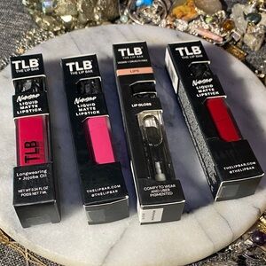 Liquid Matte Lipstick Set - Pink and Red & Lip gloss